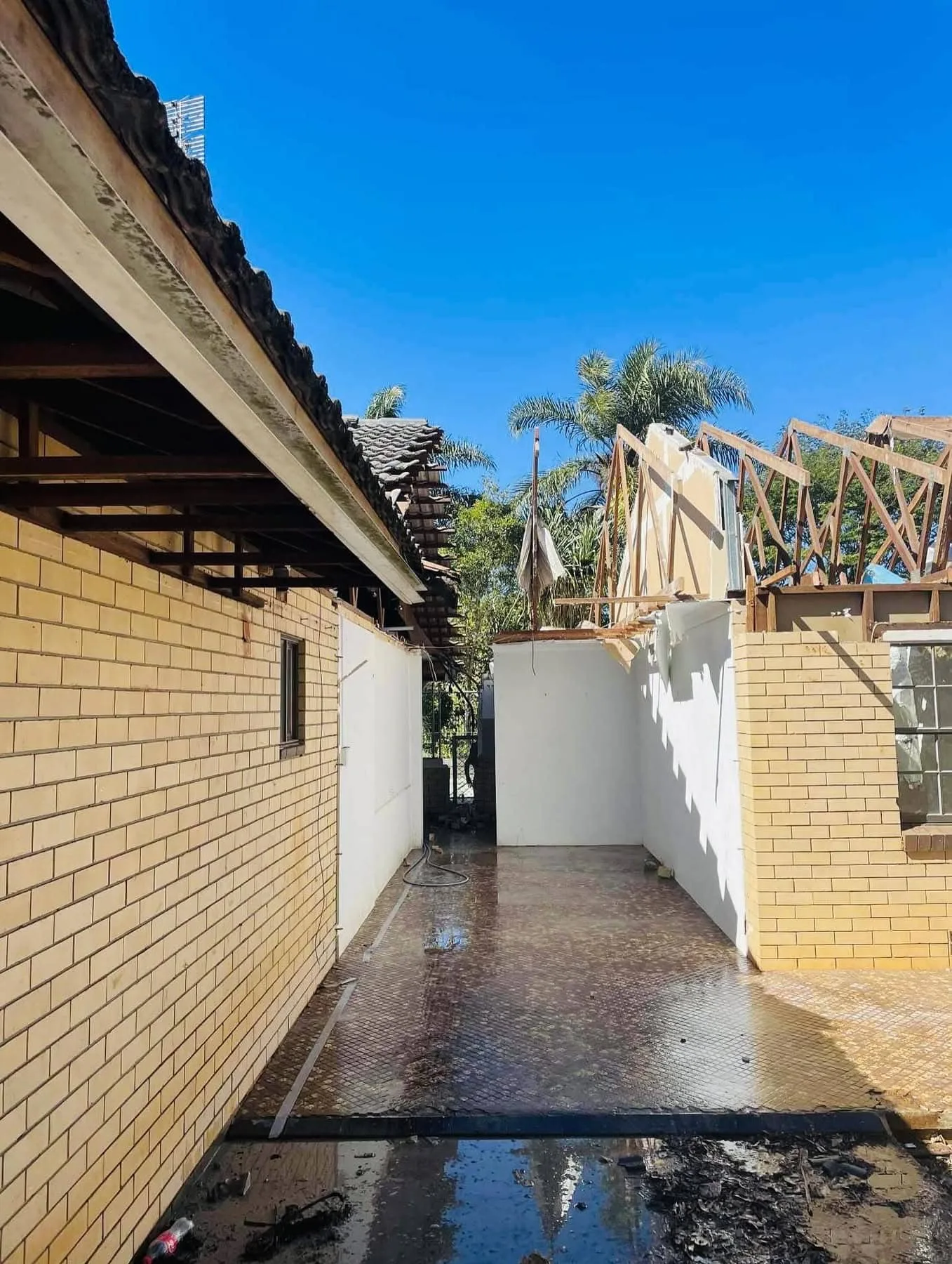 House demolition project on the Gold Coast